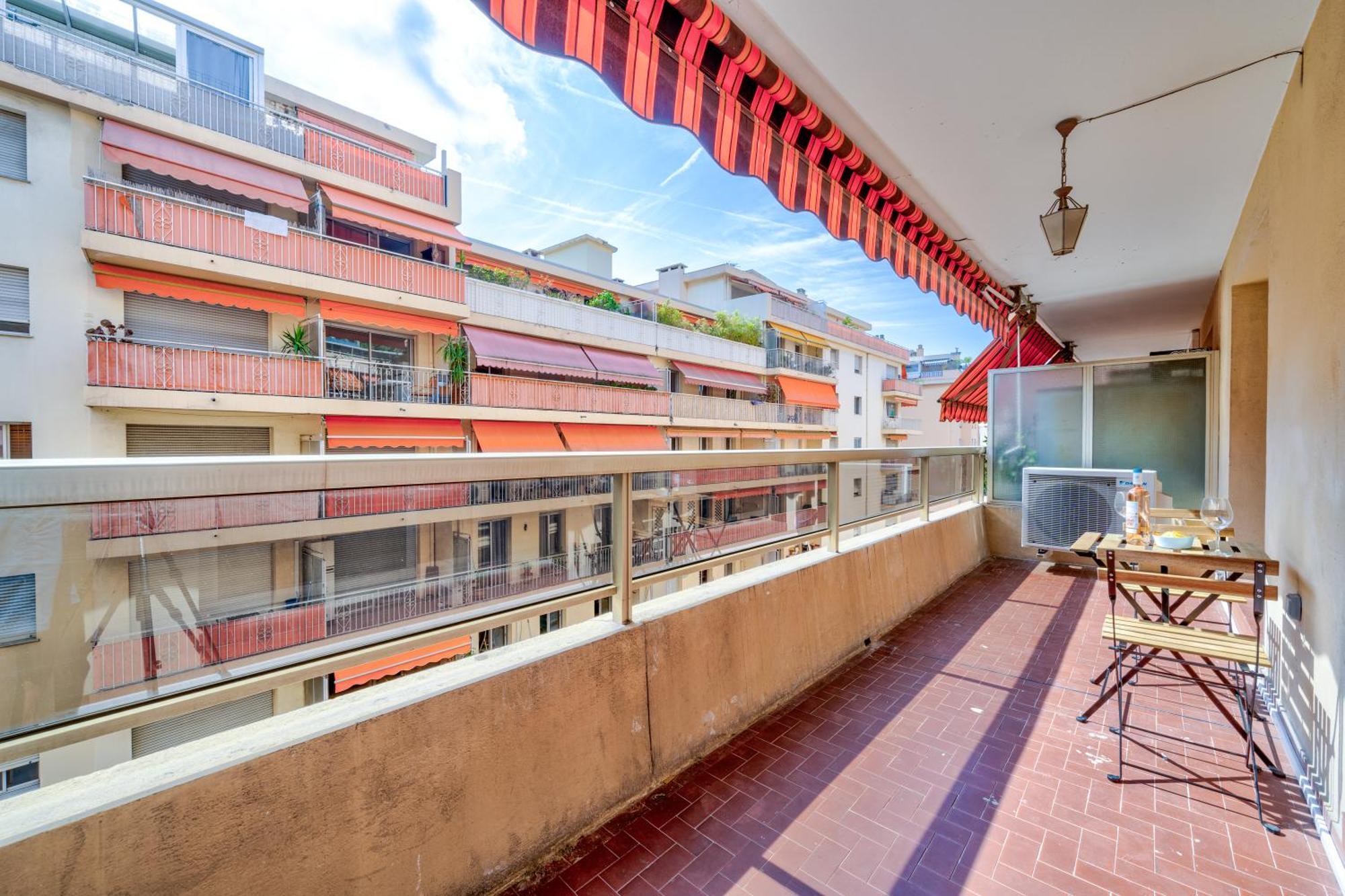 Near Old Town And Apartment Fully Renovated 尼斯 外观 照片