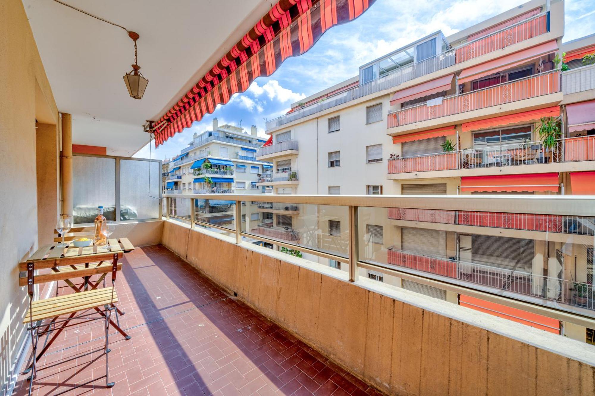 Near Old Town And Apartment Fully Renovated 尼斯 外观 照片